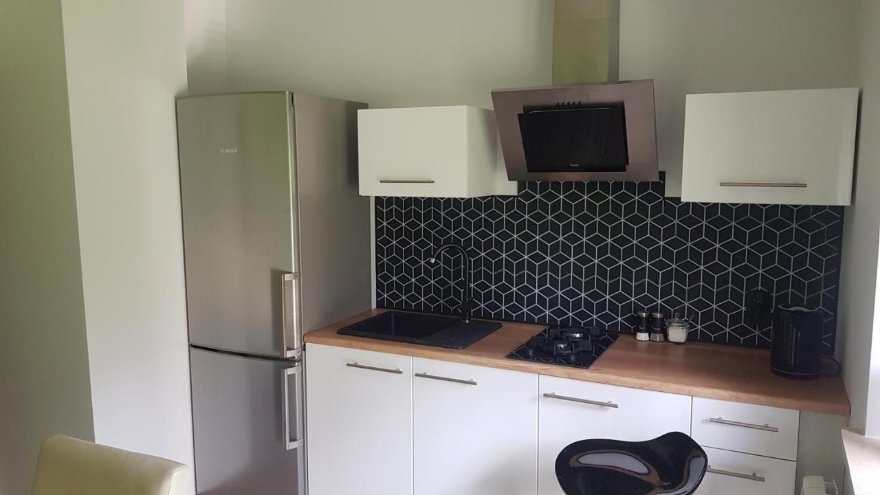 Apartamento Apartament Sosnowa Krasnobród Exterior foto